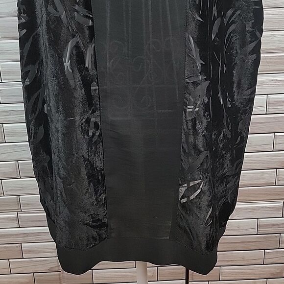 Cabi short sleeve blouse Size S - Picture 3 of 11